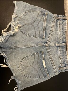 Rolla Sylvie Wash Distressed Denim Cutoff Shorts